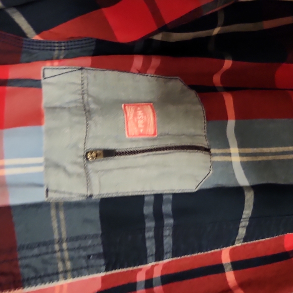 Parish Nation Men's Button Up.. - Picture 3 of 4